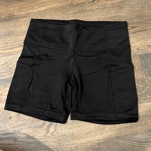 Lululemon Fast and Free High Rise 6” Shorts